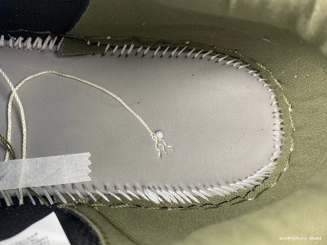 1 X MEDIUM LOW OLIVE OG AIR DM7866-200 SCOTT JORDAN TRAVIS 0719